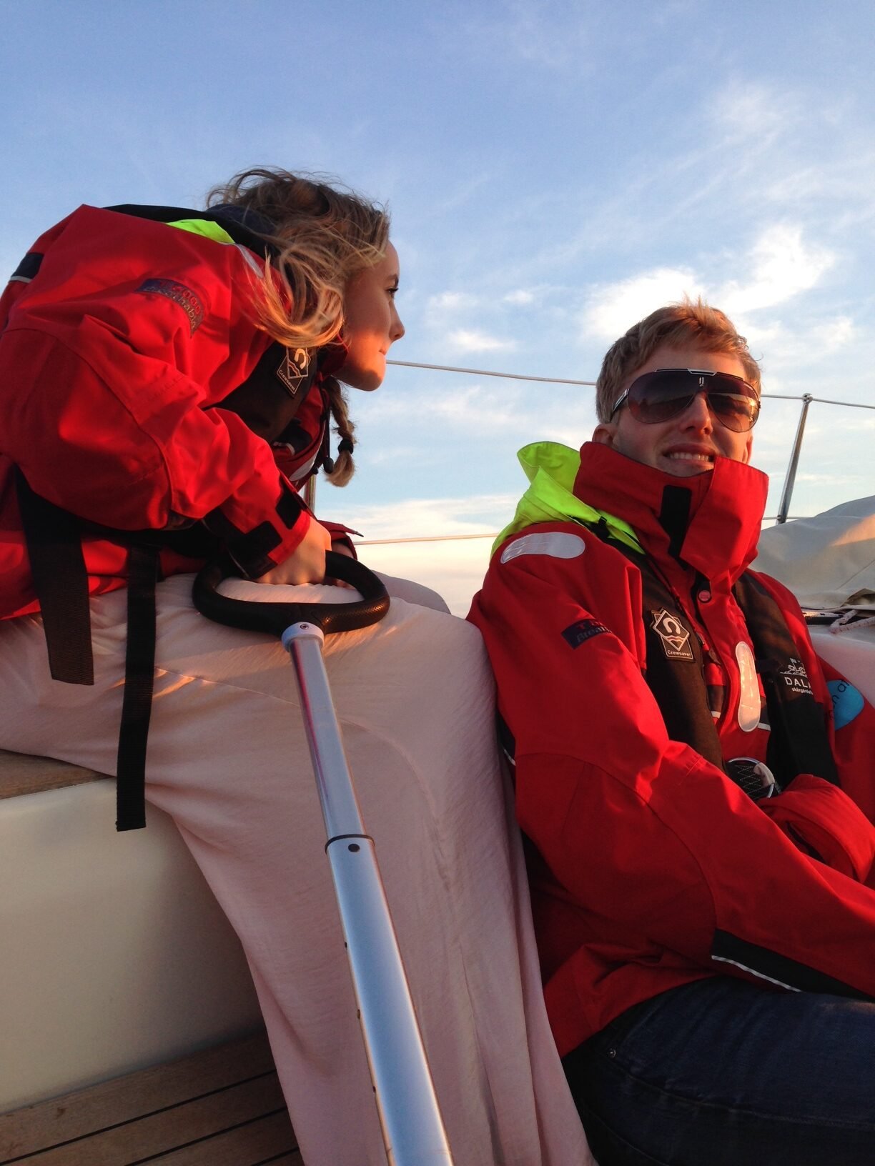 Fokuserad rorsman Sunset tour 3